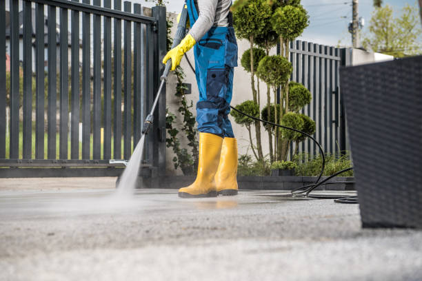 Best Residential Pressure Washing Services  in Santa Clara, OR